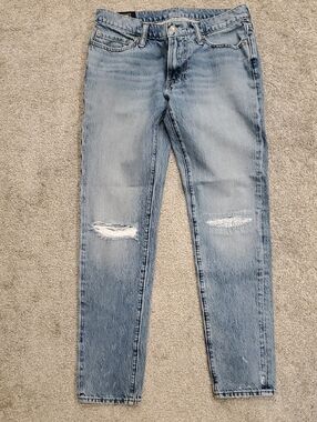 Abercrombie & Fitch - Felix super slim -distressing on leg